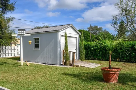 980 24th Place SW Vero Beach FL 32962