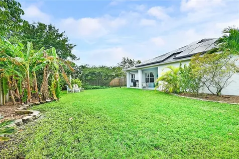 1925 Sylvester Lane Port St Lucie FL 34984