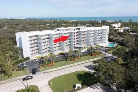 935 E Causeway Boulevard Vero Beach FL 32963