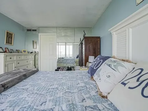 935 E Causeway Boulevard Vero Beach FL 32963
