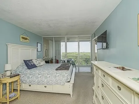 935 E Causeway Boulevard Vero Beach FL 32963