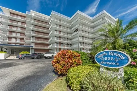 935 E Causeway Boulevard Vero Beach FL 32963