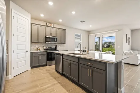 9049 Dahlia Circle Port St Lucie FL 34986