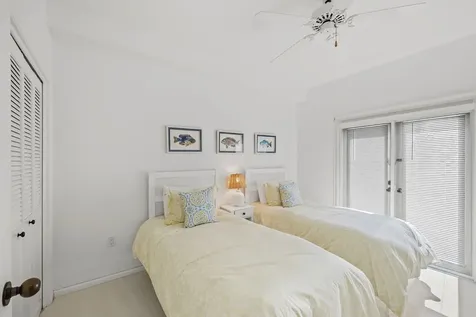 5520 Harbor Village Drive Vero Beach FL 32967