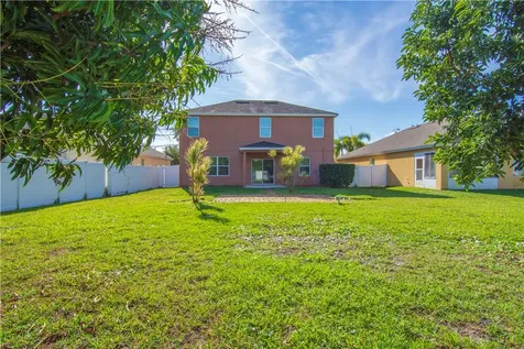 1539 Lexington Square Vero Beach FL 32962