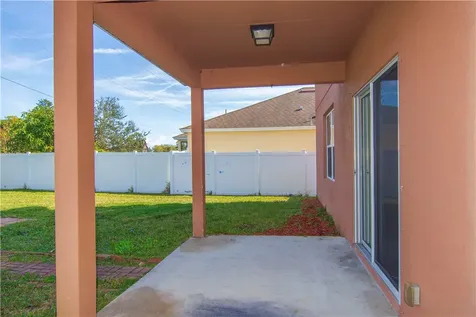 1539 Lexington Square Vero Beach FL 32962