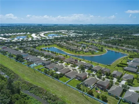 1539 Lexington Square Vero Beach FL 32962
