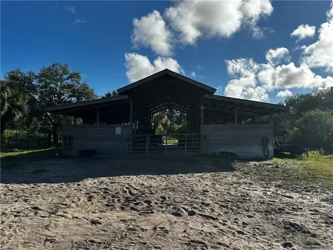6821 33rd Street Vero Beach FL 32966