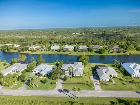 1504 Eagles Circle Sebastian FL 32958