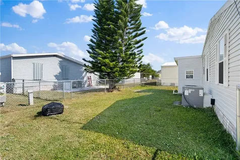 428 Papaya Circle Sebastian FL 32976