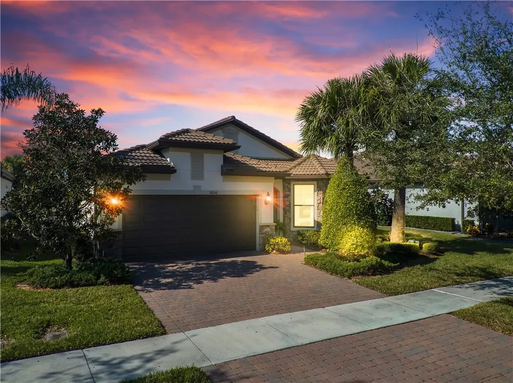 5036 Pendelton Square Vero Beach FL 32967