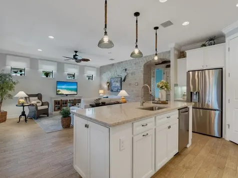 5036 Pendelton Square Vero Beach FL 32967