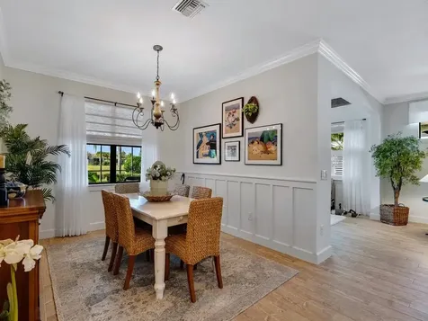 5036 Pendelton Square Vero Beach FL 32967