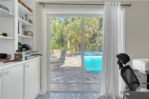 850 5th Place Vero Beach FL 32962