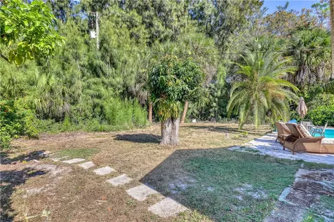 850 5th Place Vero Beach FL 32962