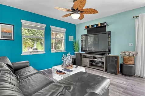 850 5th Place Vero Beach FL 32962