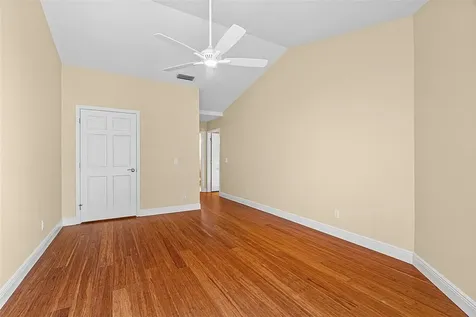 206 N Carmel Court Vero Beach FL 32963