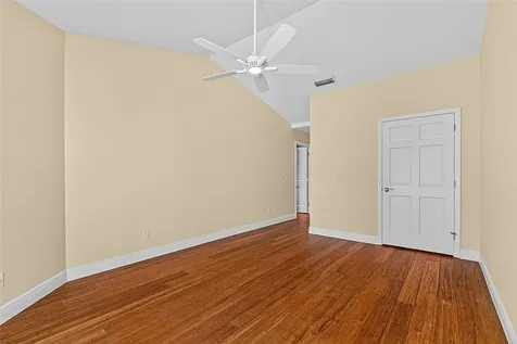 206 N Carmel Court Vero Beach FL 32963