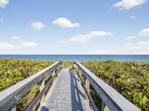 2190 Via Fuentes Vero Beach FL 32963