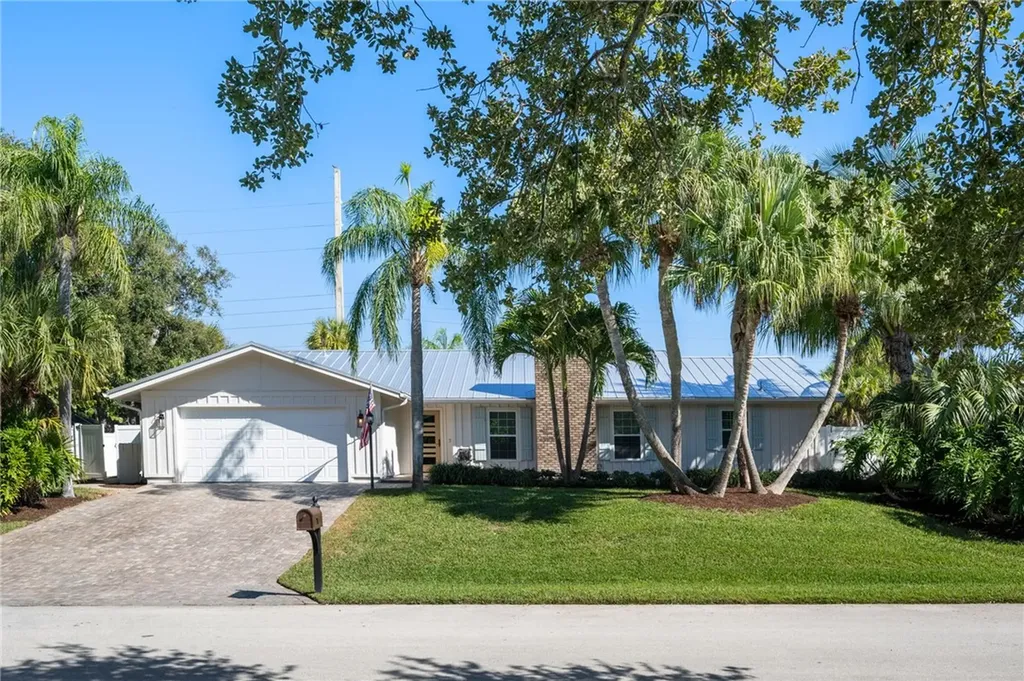970 Windsong Way Vero Beach FL 32963