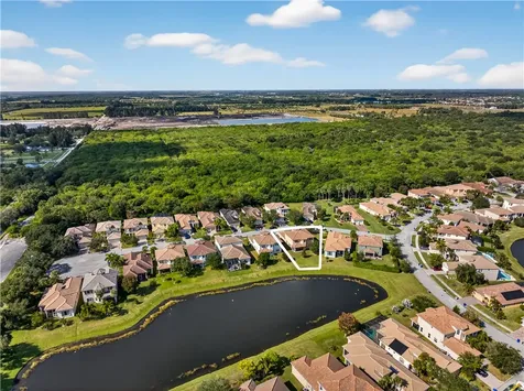 2016 Plainfield Drive SW Vero Beach FL 32968