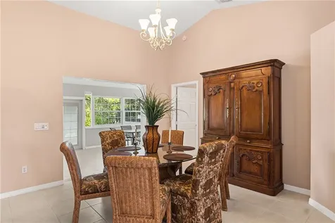 922 Jackson Way Fort Pierce FL 34949