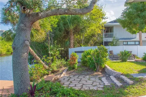 922 Jackson Way Fort Pierce FL 34949