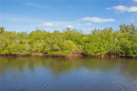 922 Jackson Way Fort Pierce FL 34949