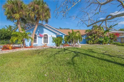 922 Jackson Way Fort Pierce FL 34949