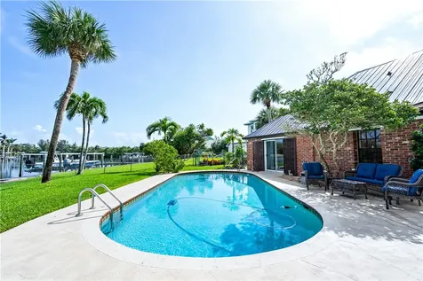 635 Live Oak Road Vero Beach FL 32963