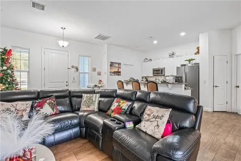 1035 34th Avenue SW Vero Beach FL 32968