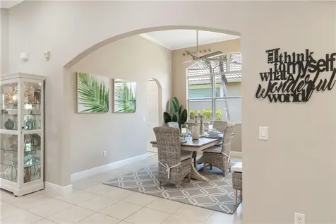 2214 Falls Circle Vero Beach FL 32967