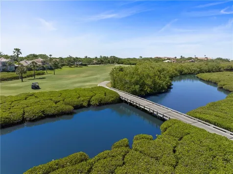 2214 Falls Circle Vero Beach FL 32967