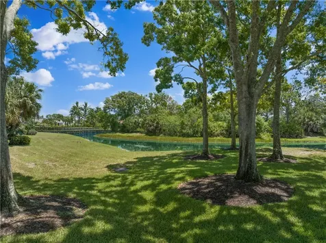 2214 Falls Circle Vero Beach FL 32967