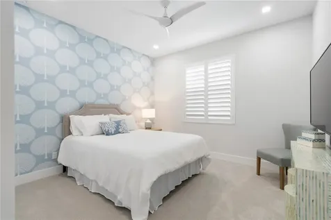 2159 Falls Manor Vero Beach FL 32967