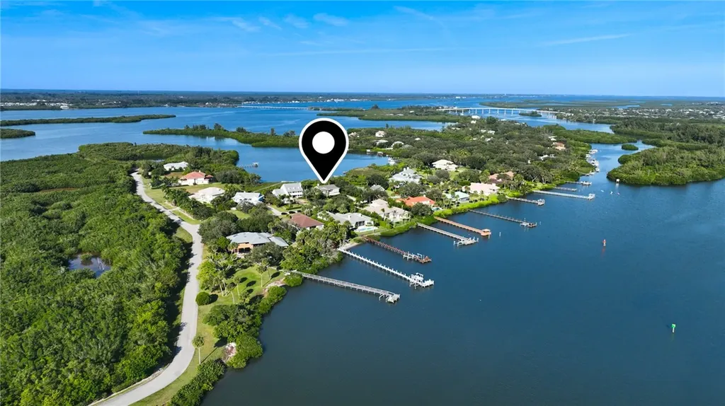 8525 Seacrest Drive Vero Beach FL 32963