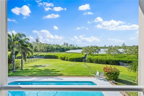 8525 Seacrest Drive Vero Beach FL 32963