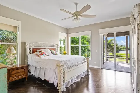 8525 Seacrest Drive Vero Beach FL 32963