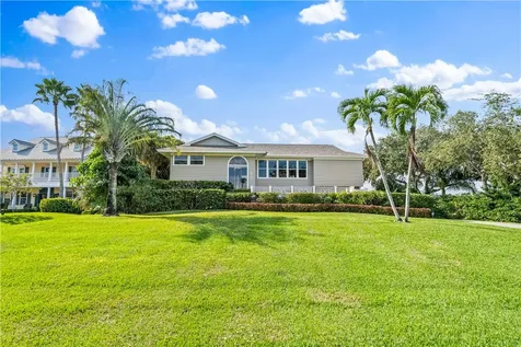 8525 Seacrest Drive Vero Beach FL 32963