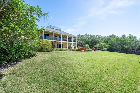 230 Shores Drive Vero Beach FL 32963