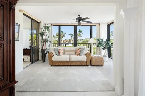 1825 Mooringline Drive Vero Beach FL 32963