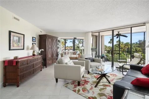1825 Mooringline Drive Vero Beach FL 32963