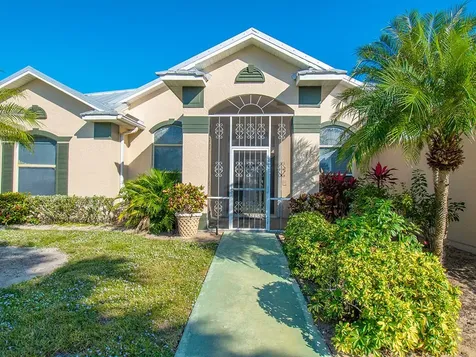 7400 32nd Court Vero Beach FL 32967