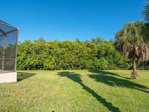 7400 32nd Court Vero Beach FL 32967