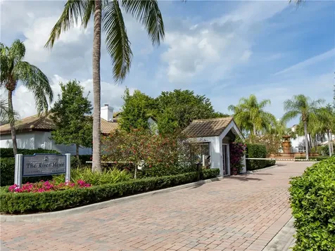 2194 Via Fuentes Vero Beach FL 32963