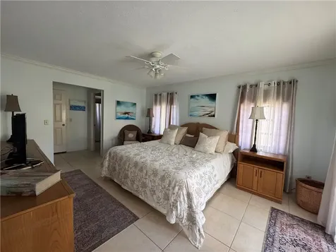 1946 Surfside Terrace Vero Beach FL 32963