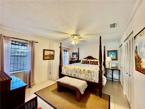 1946 Surfside Terrace Vero Beach FL 32963