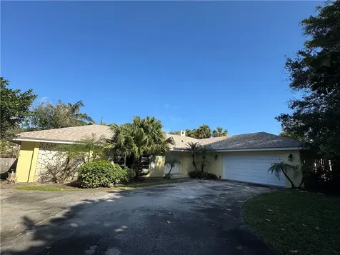 1946 Surfside Terrace Vero Beach FL 32963