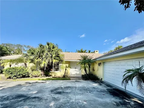 1946 Surfside Terrace Vero Beach FL 32963
