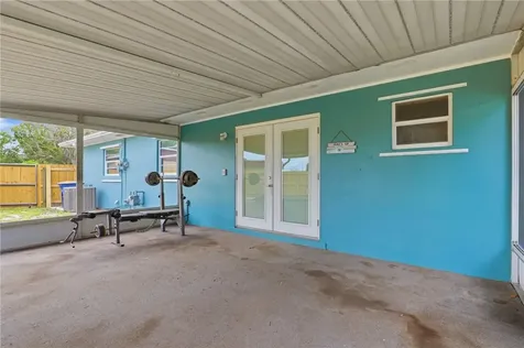 3532 Sunrise Boulevard Fort Pierce FL 32509